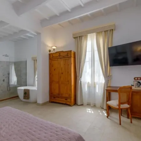 Seranova Luxury Hotel - Adults Only